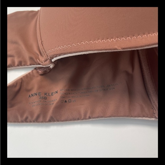 Anne Klein full coverage wireless adjustable straps Trim Bra Size 36B - Picture 6 of 7